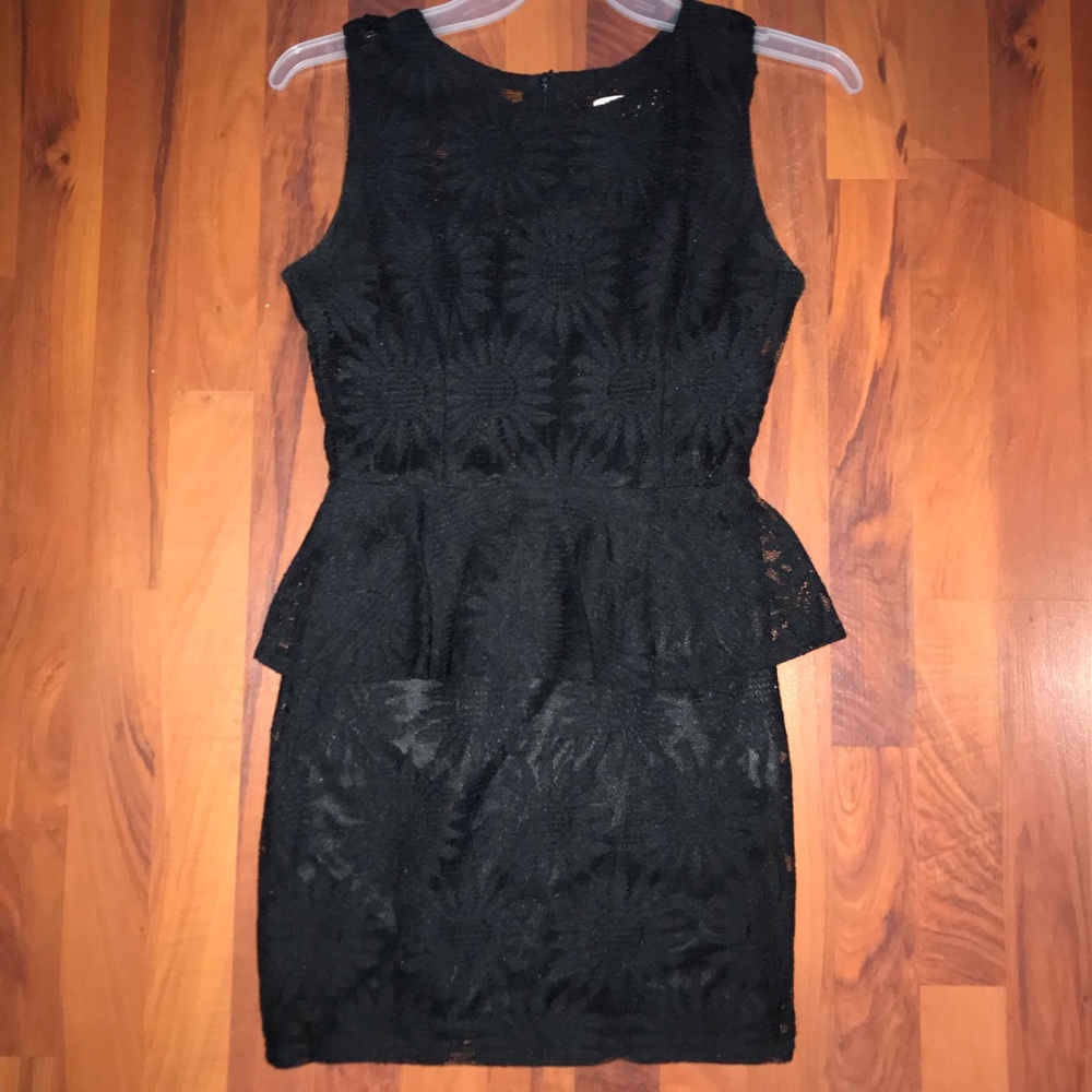 Black Bodycon Dress.